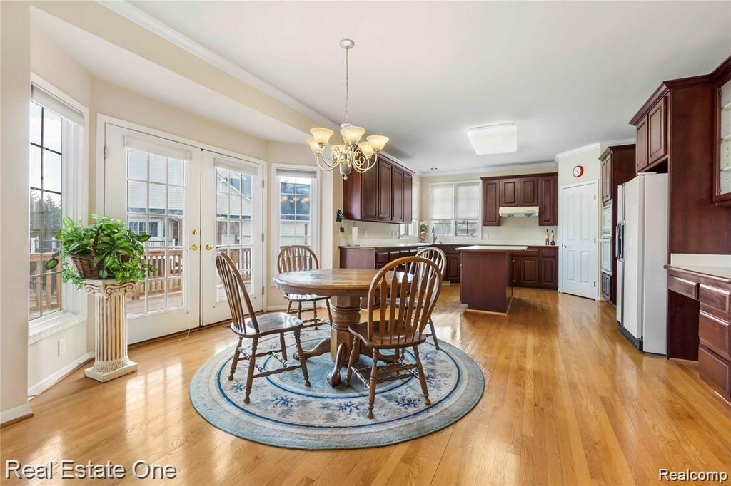 2049 Mapleridge Road Rochester Hills, MI 48309 - Photo 13 of 38