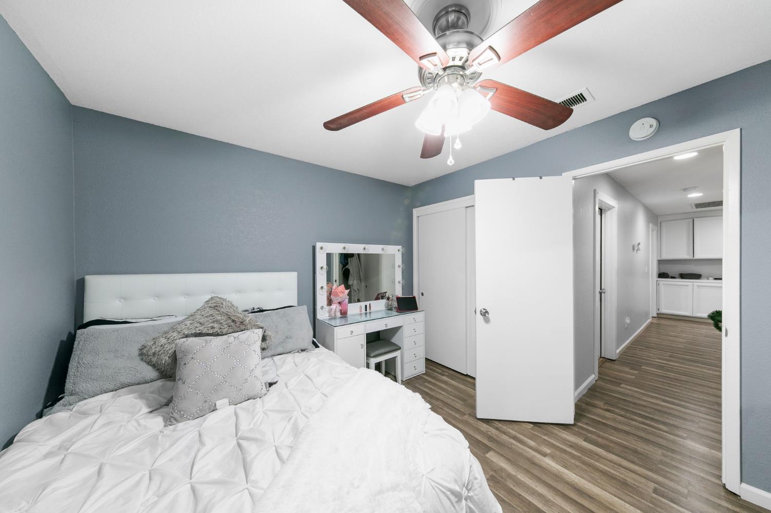 1425 West Swain Road, Unit 13 Stockton, CA 95207 - Photo 28 of 31