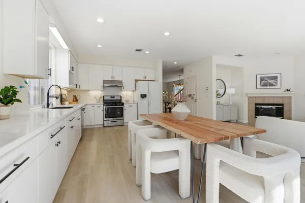 $1,648,000 | 950 Mouton Circle, East Palo Alto, CA 94303