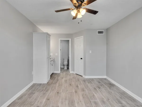 $1,425 | 260 El Dorado Boulevard, Unit 1610, Houston, TX 77598