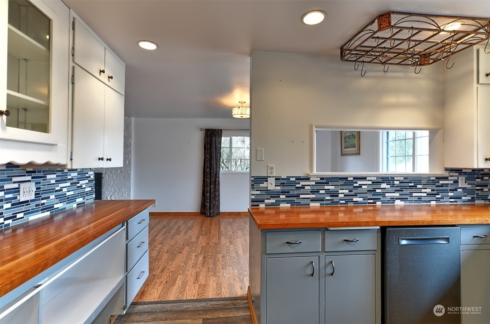 15319 Roosevelt Road Snohomish, WA 98290 - Photo 11 of 34 Gallery Image 11