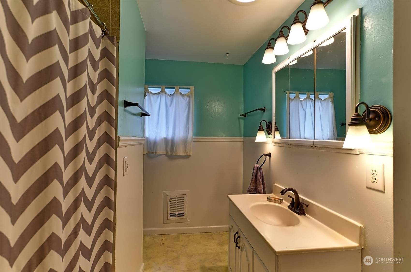 15319 Roosevelt Road Snohomish, WA 98290 - Photo 16 of 34 Gallery Image 16