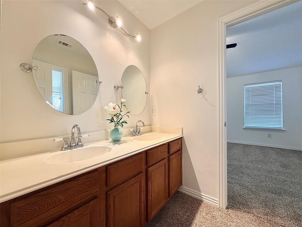 2308 Windy Ridge Court Plano, TX 75025 - Photo 18 of 31