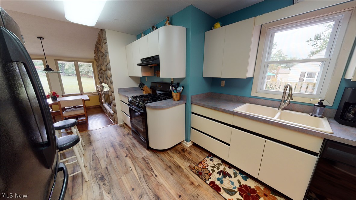 762 Miner Road Cleveland, OH 44143 - Photo 9 of 35 Gallery Image 9