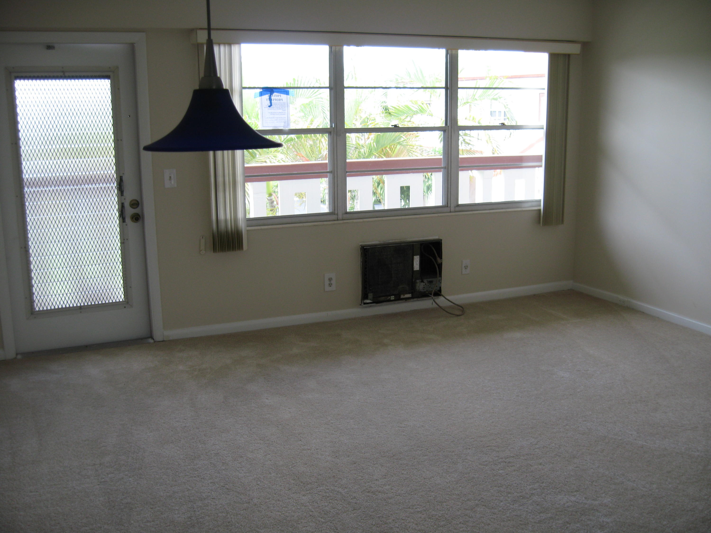 245 Brighton F Boca Raton, FL 33434 - Photo 8 of 12 IMG_5643