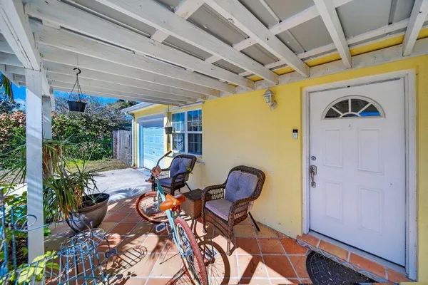 $425,000 | 2427 Northeast Center Street, Jensen Beach, FL 34957