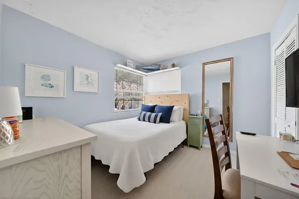 $425,000 | 2427 Northeast Center Street, Jensen Beach, FL 34957