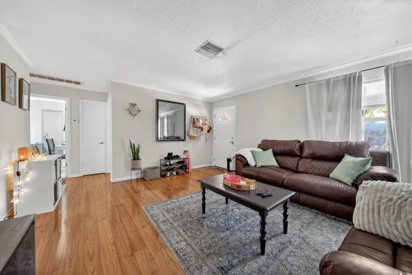 $425,000 | 2427 Northeast Center Street, Jensen Beach, FL 34957