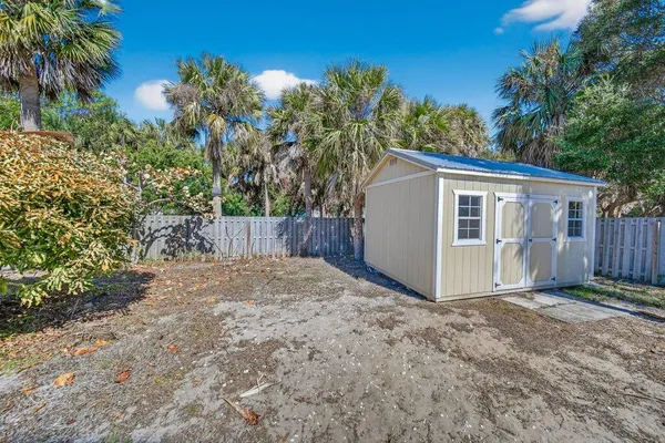 $425,000 | 2427 Northeast Center Street, Jensen Beach, FL 34957