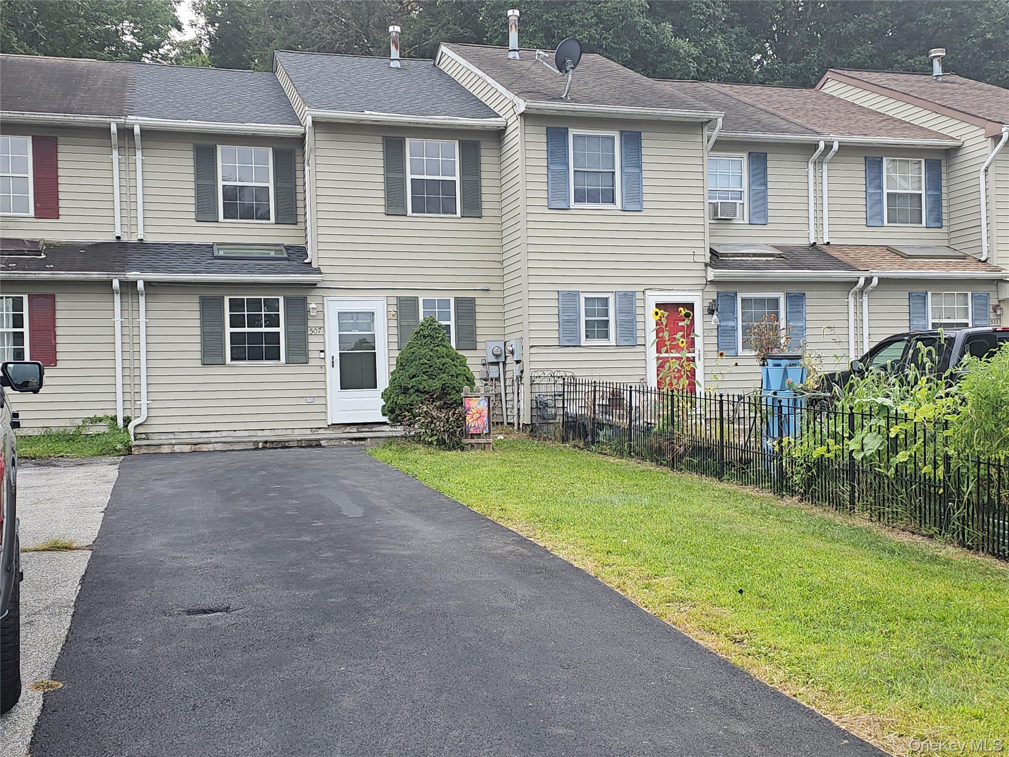 507 Rakov Road Maybrook, NY 12543 - Photo 2 of 31 Gallery Image 2