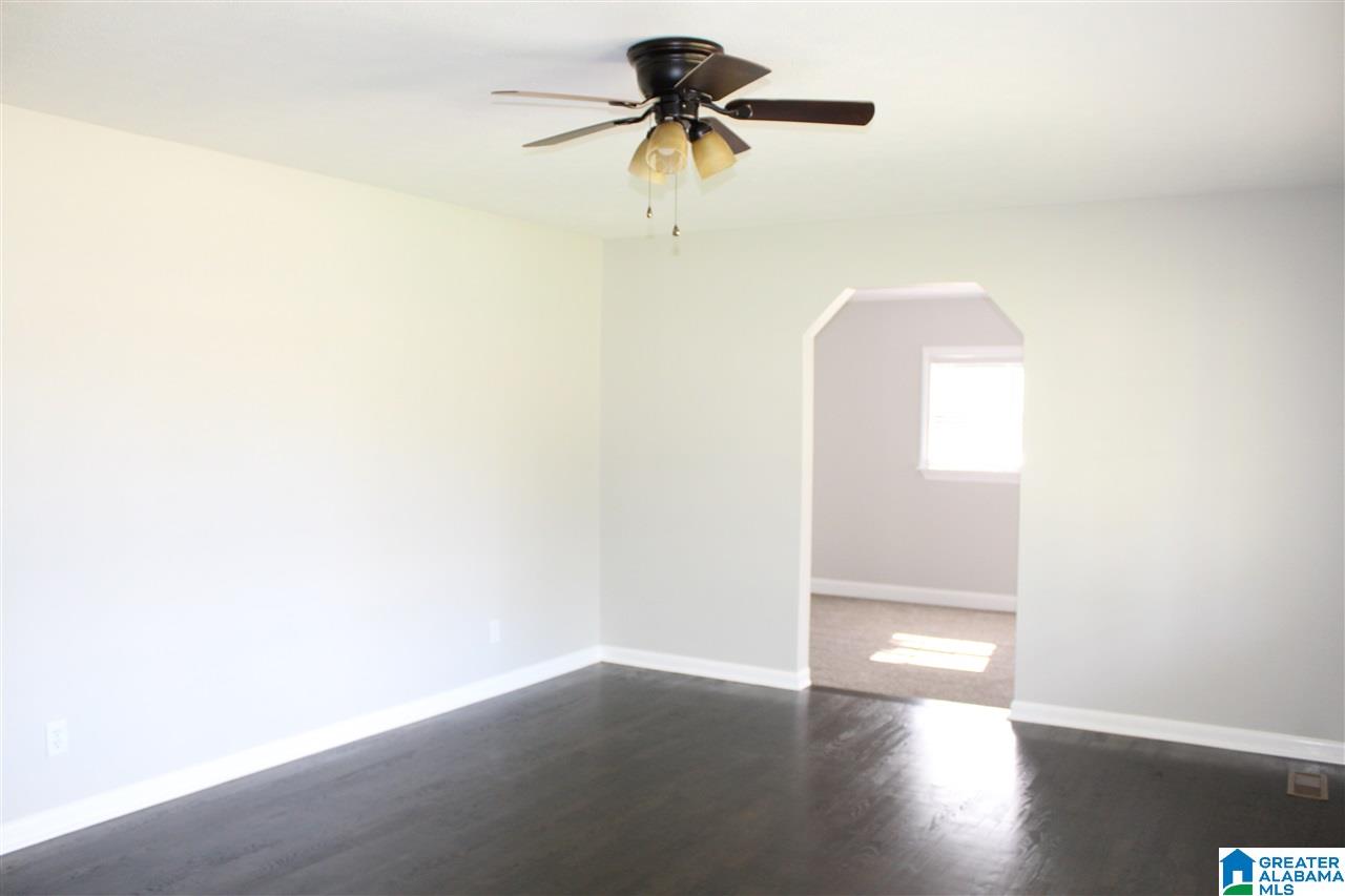 216 Patricia Road Anniston, AL 36206 - Photo 4 of 35