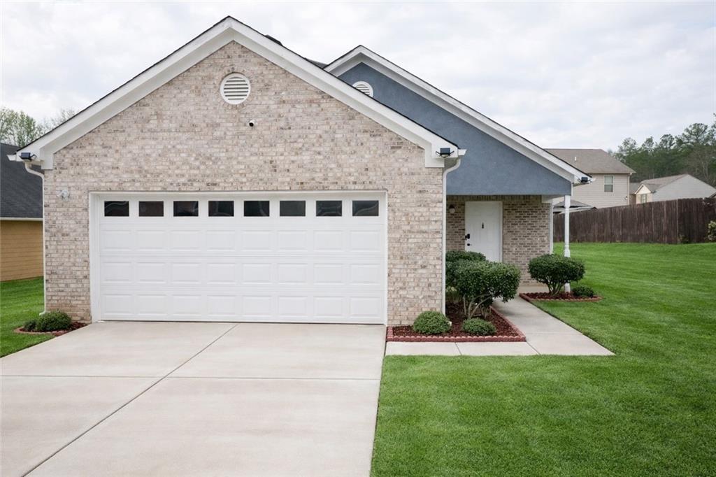 10941 Station Drive Hampton, GA 30228 - Photo 1 of 12