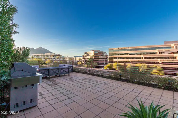 $6,500 | 7161 East Rancho Vista Drive, Unit 4014, Scottsdale, AZ 85251