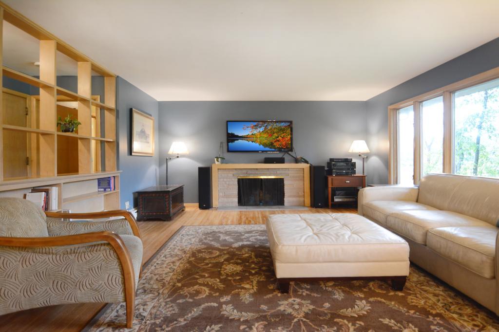 14 Duck Pass Road North Oaks, MN 55127 - Photo 5 of 17 Gallery Image 5
