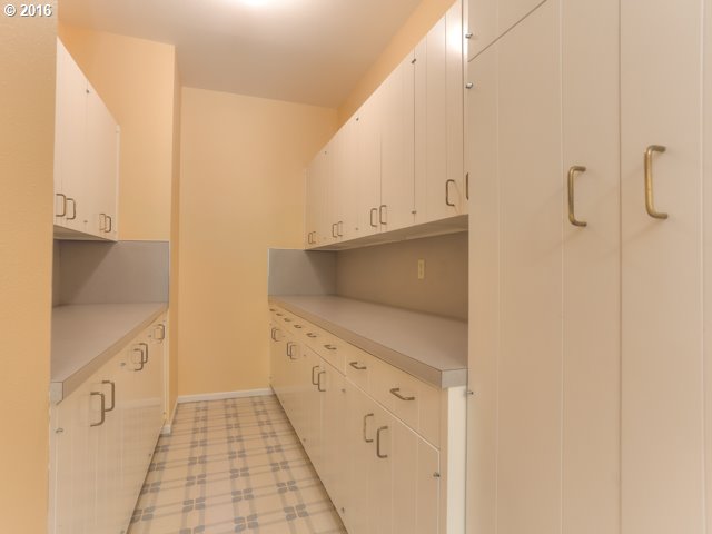 51501 Northwest Hayward Road Manning, OR 97125 - Photo 16 of 30 Pantry