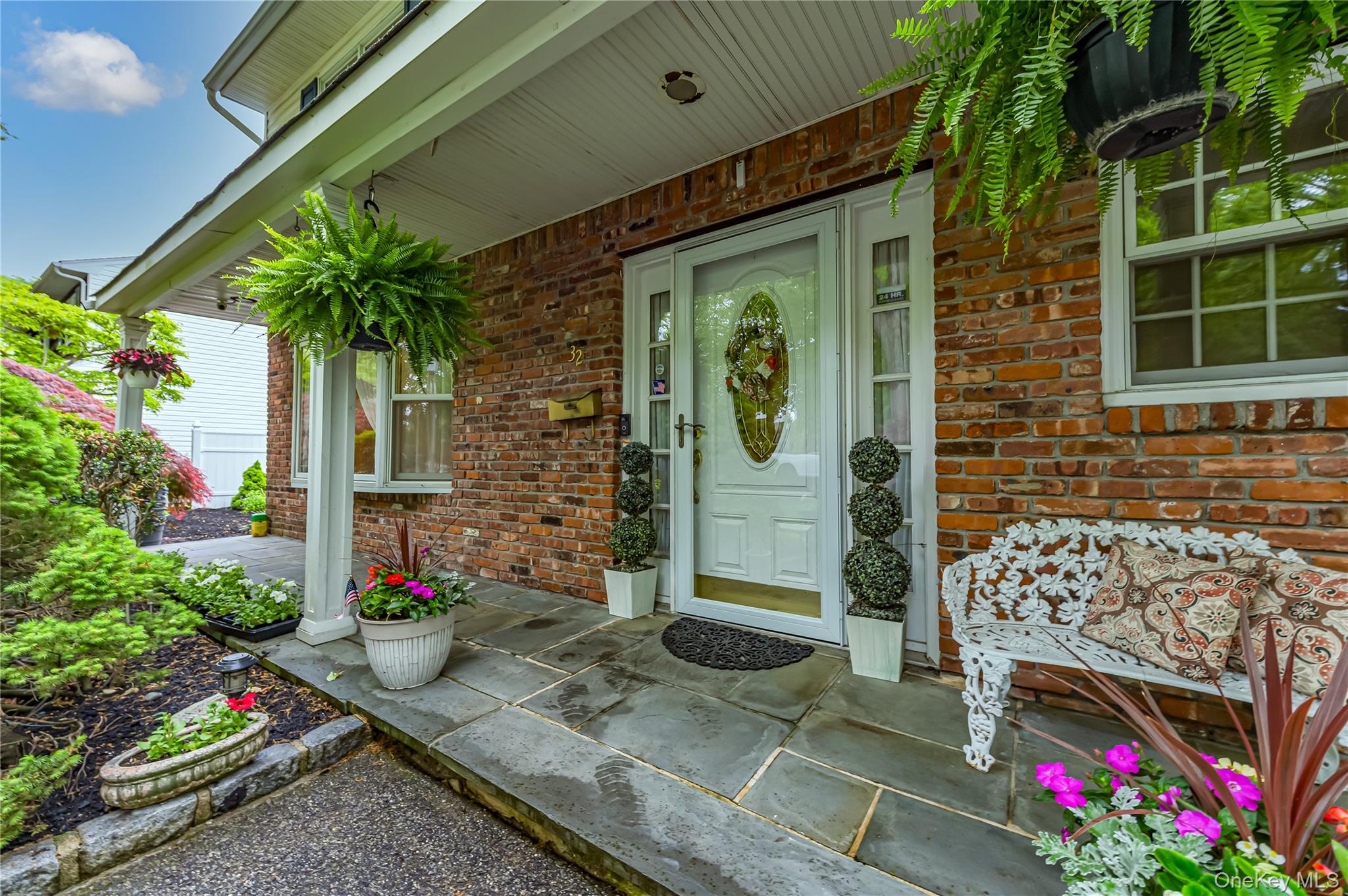 32 Dressler Road Greenlawn, NY 11740 - Photo 4 of 44