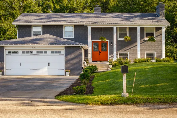$425,000 | 757 Ransom Road, Valparaiso, IN 46385