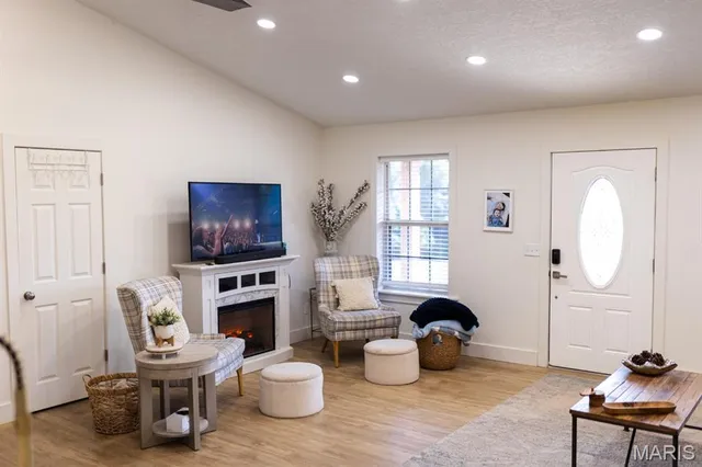 $375,000 | 1172 Hwy Nn Poplar Bluff, Poplar Bluff, MO 63901