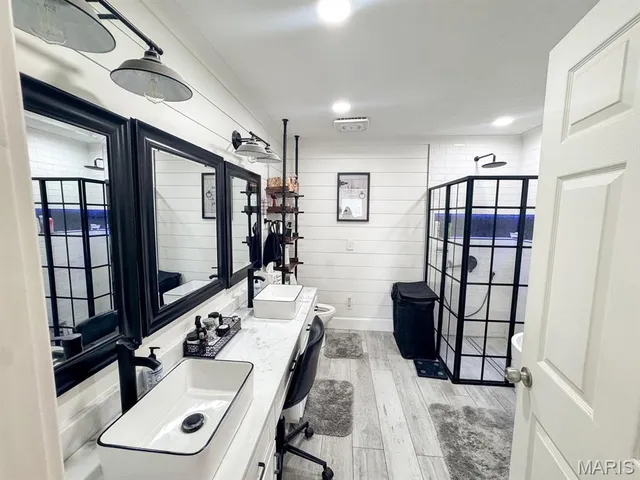 $375,000 | 1172 Hwy Nn Poplar Bluff, Poplar Bluff, MO 63901