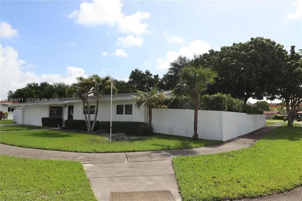 $1,187,000 | 8123 Southwest 95th Court, Miami, FL 33173