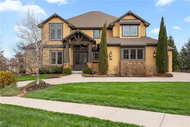 $1,300,000 | 2808 Northwest Nutall Court, Lee's Summit, MO 64081