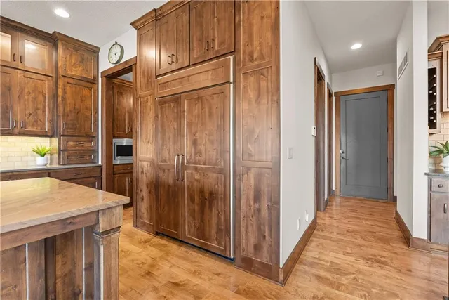 $1,300,000 | 2808 Northwest Nutall Court, Lee's Summit, MO 64081