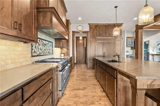 $1,300,000 | 2808 Northwest Nutall Court, Lee's Summit, MO 64081