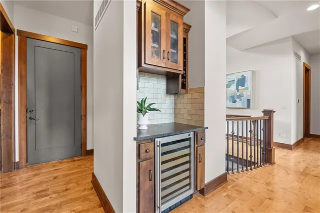 $1,300,000 | 2808 Northwest Nutall Court, Lee's Summit, MO 64081