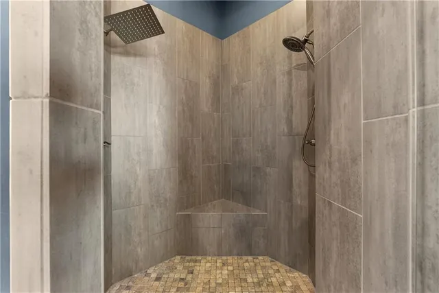 $1,300,000 | 2808 Northwest Nutall Court, Lee's Summit, MO 64081