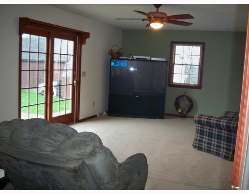 2660 Ridge Rd Extension Economy, PA 15005 - Photo 4 of 18 Den/Family/Great Room. On first floor, the family room measures a generous 22x13. The beautiful French doors lead to the rear patio. Plenty of room for all the holiday gatherings!