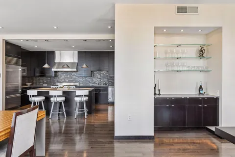 $630,000 | 201 South 11th Street, Unit 1120, Minneapolis, MN 55403