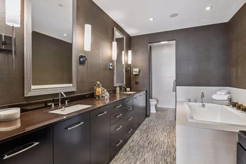 $630,000 | 201 South 11th Street, Unit 1120, Minneapolis, MN 55403