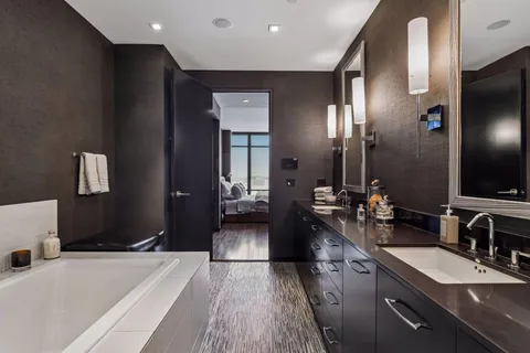 $630,000 | 201 South 11th Street, Unit 1120, Minneapolis, MN 55403