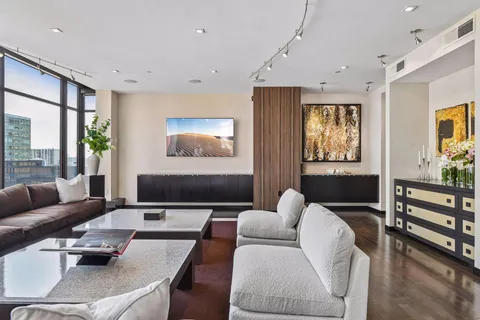 $630,000 | 201 South 11th Street, Unit 1120, Minneapolis, MN 55403