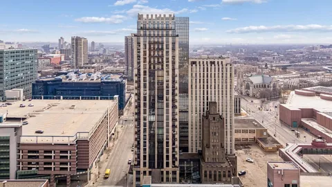 $630,000 | 201 South 11th Street, Unit 1120, Minneapolis, MN 55403