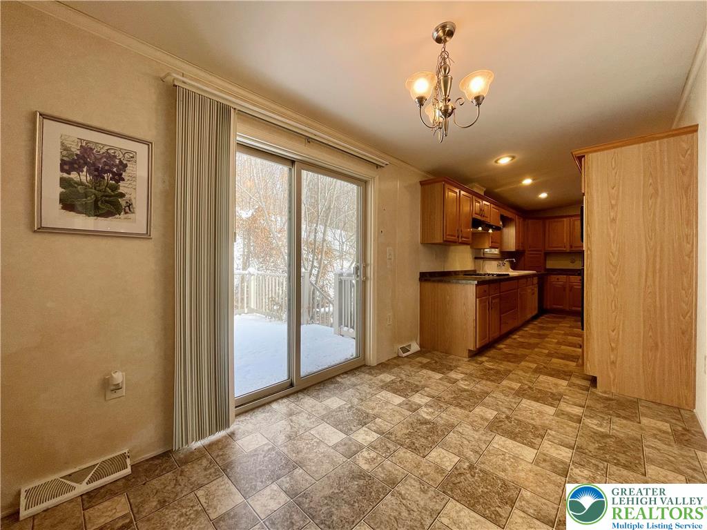 41 Spring Road Boyertown, PA 19512 - Photo 11 of 27