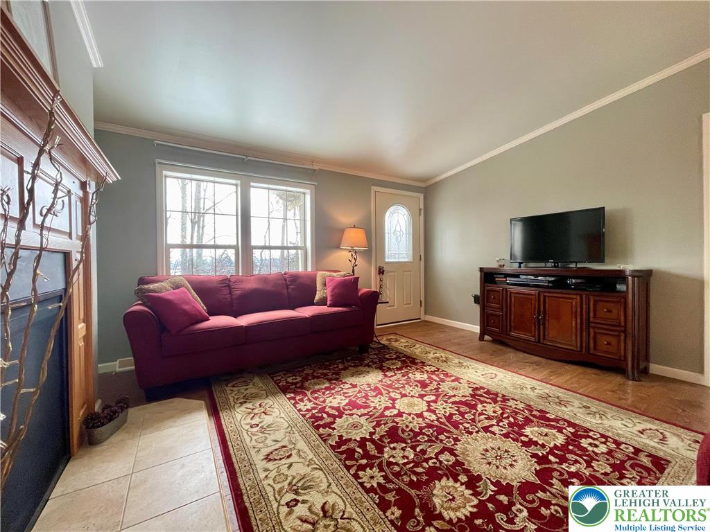 41 Spring Road Boyertown, PA 19512 - Photo 3 of 27