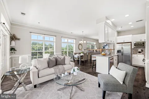 $400,000 | 810 Belmont Bay Drive, Unit 201, Woodbridge, VA 22191