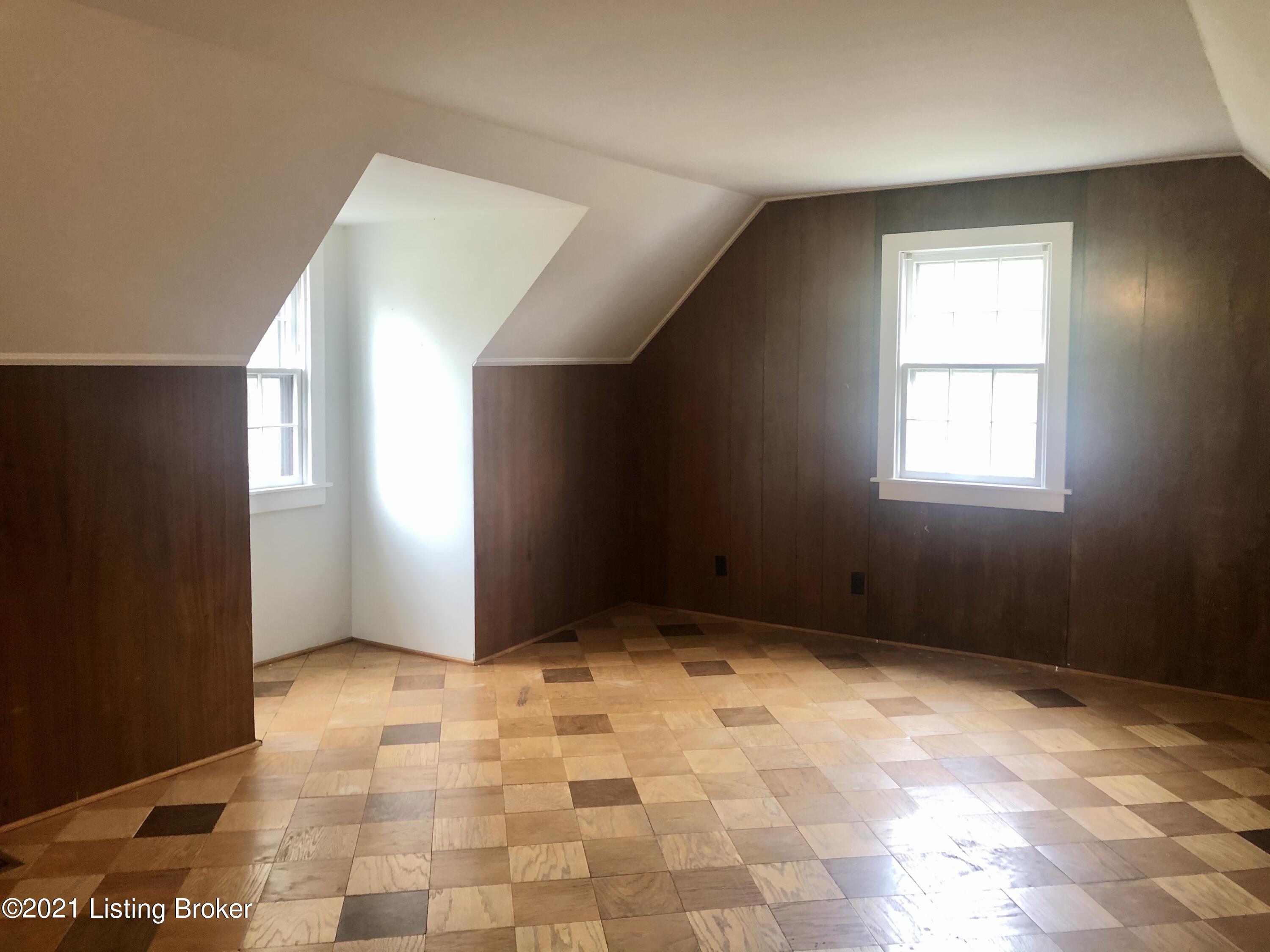 830 Palatka Road Louisville, KY 40214 - Photo 33 of 52 2 Large Bedrooms Upstairs!