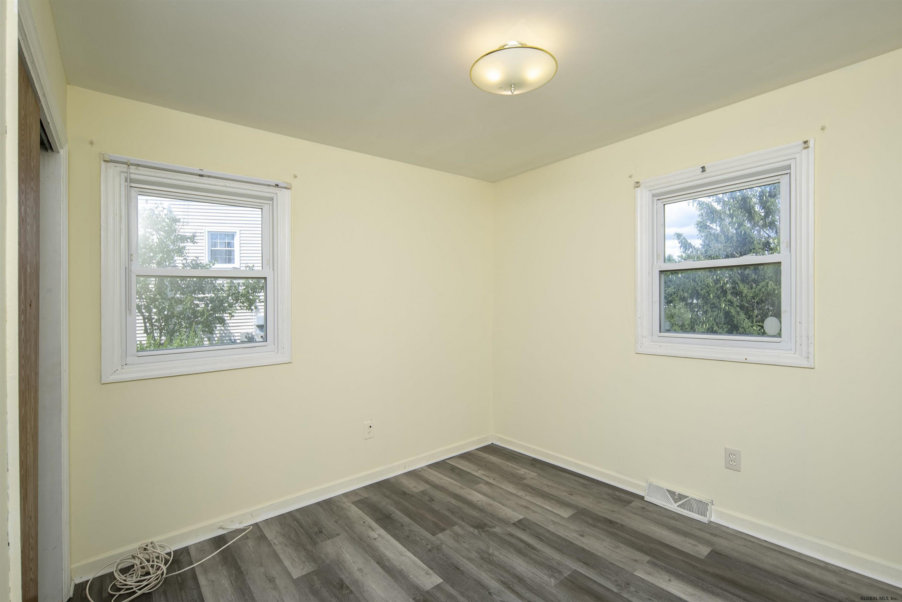 39 Abby Road Colonie, NY 12110 - Photo 14 of 28 Photo 14