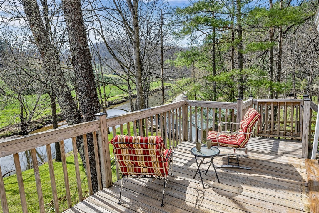 860 West Sugar Tree Road Warrensville, NC 28693 - Photo 40 of 49