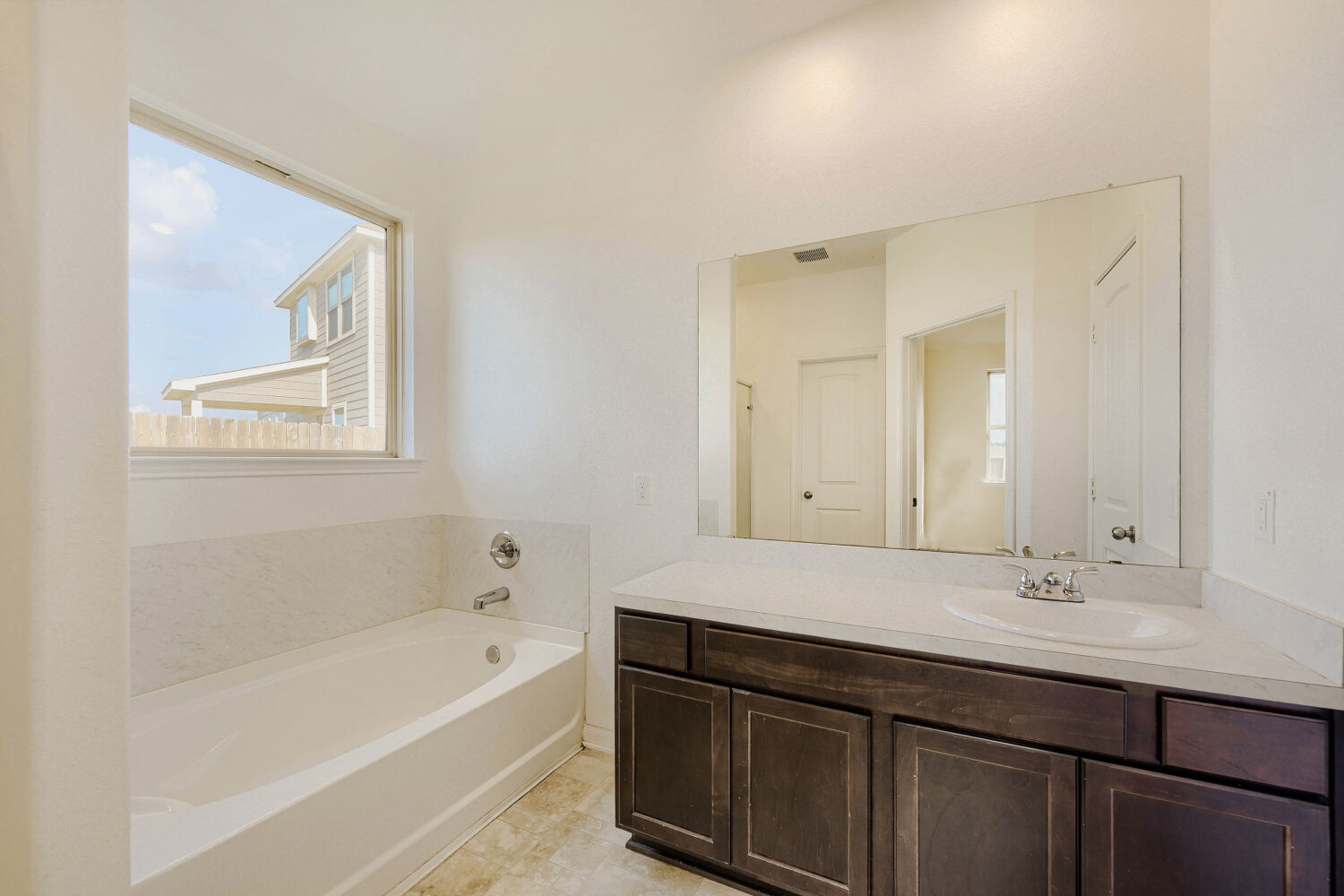13990 Katlin Road Conroe, TX 77306 - Photo 17 of 28