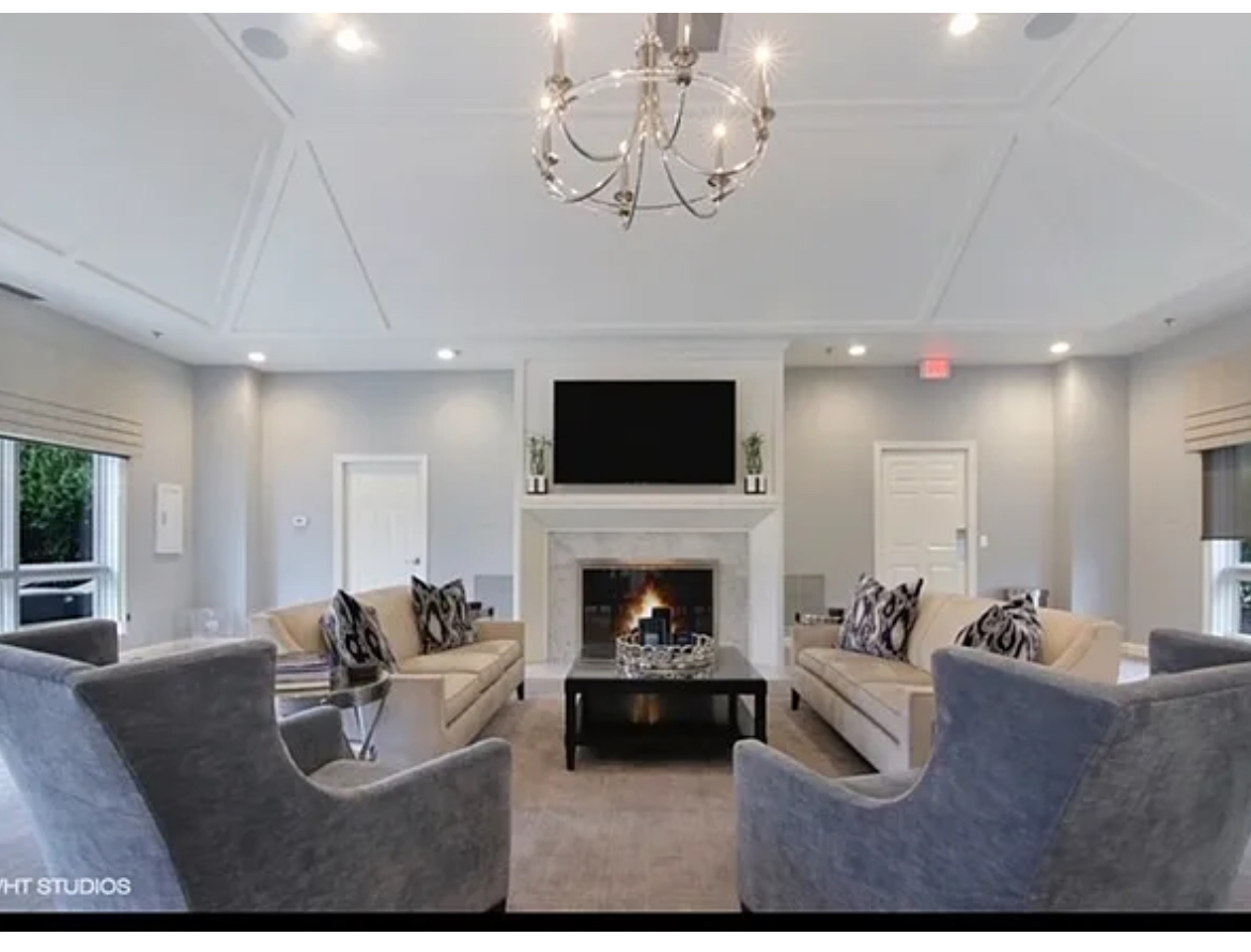 2139 Royal Ridge Drive Northbrook, IL 60062 - Photo 21 of 27 Gallery Image 21