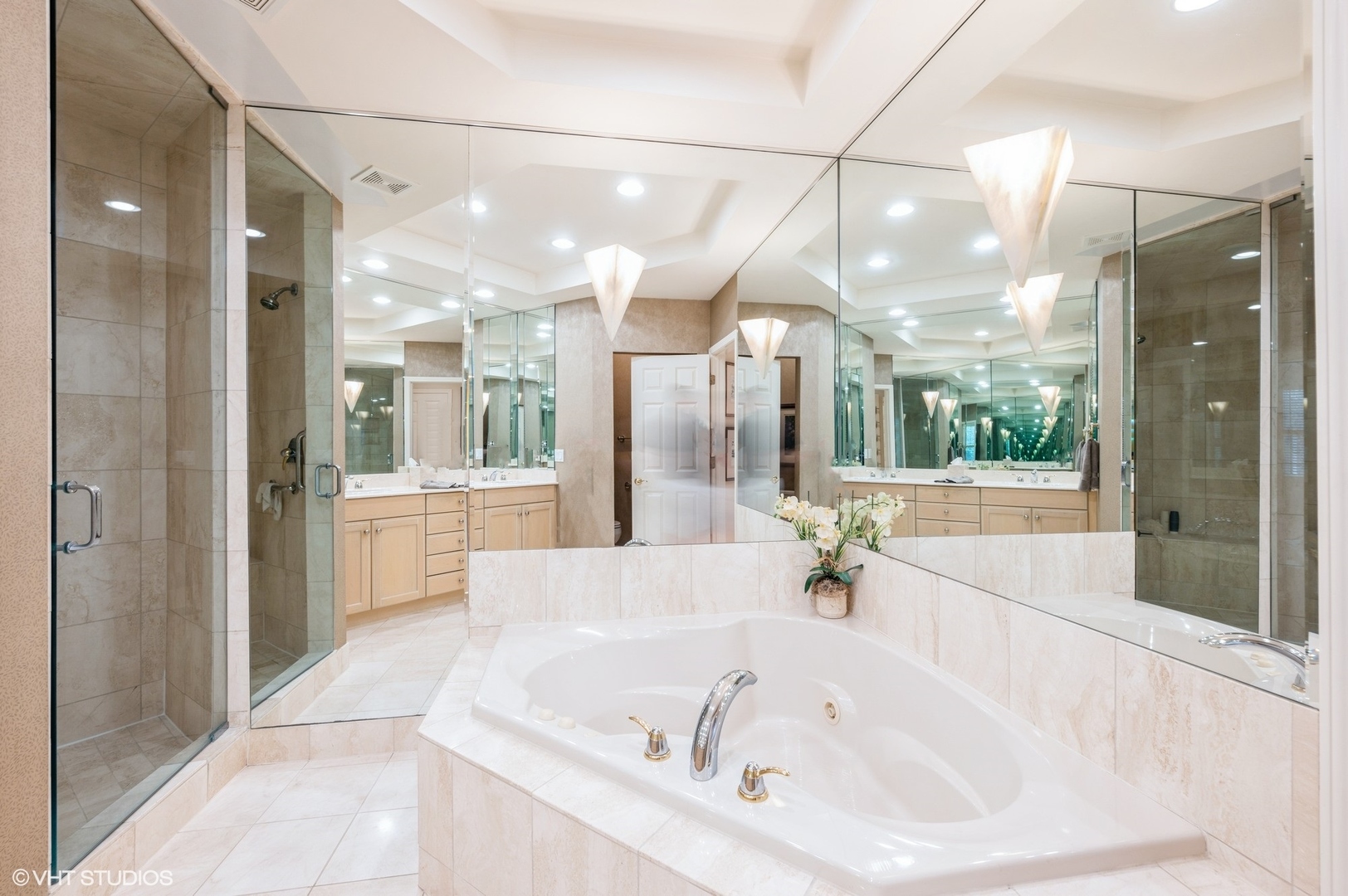 2139 Royal Ridge Drive Northbrook, IL 60062 - Photo 9 of 27 Gallery Image 9