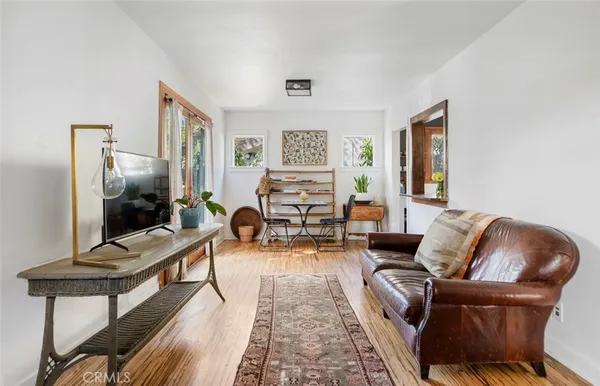 $3,175 | 956 Vernon Court, Venice, CA 90291