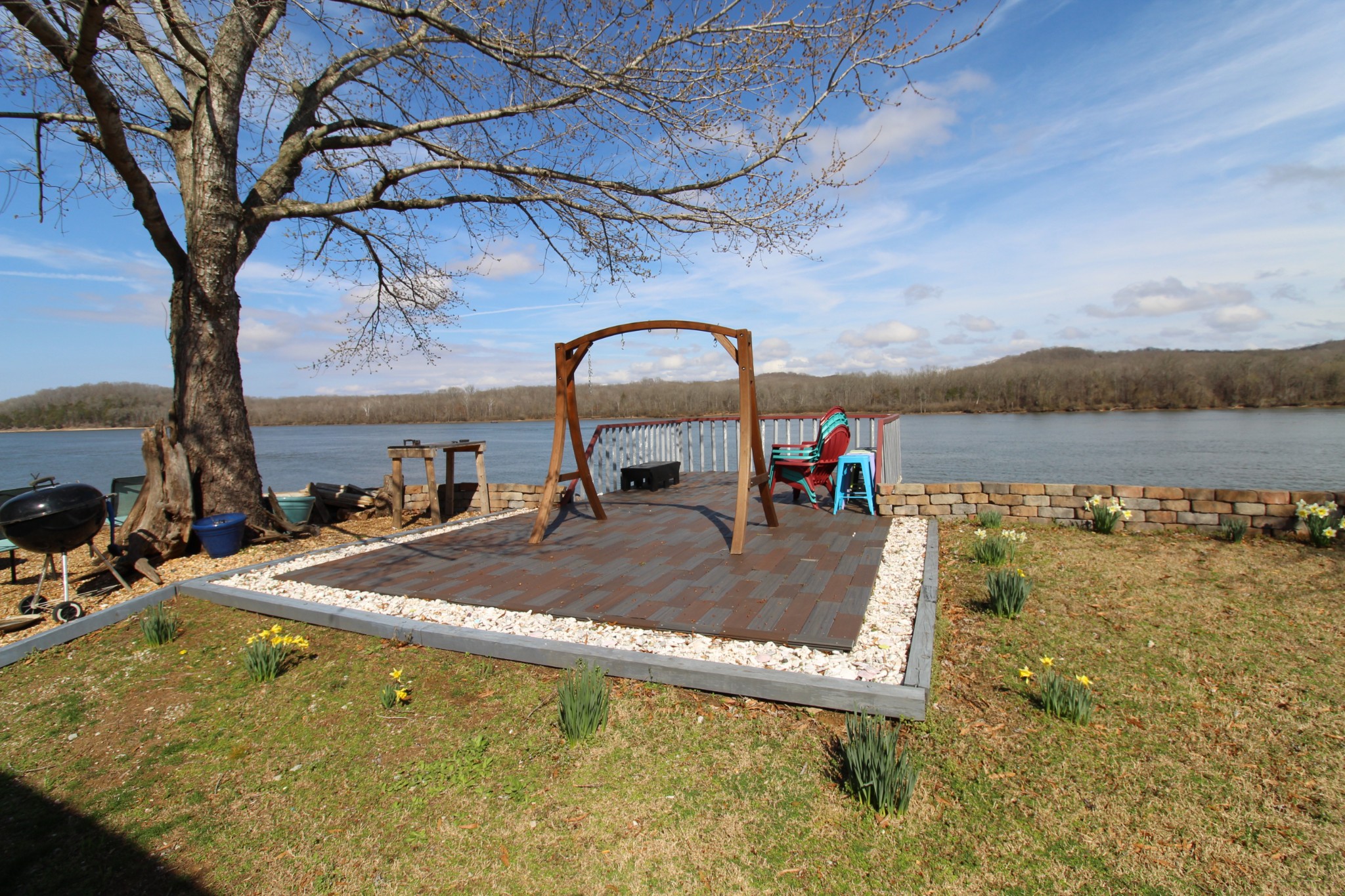 282 North Riverview Drive Decaturville, TN 38329 - Photo 4 of 19 Gallery Image 4