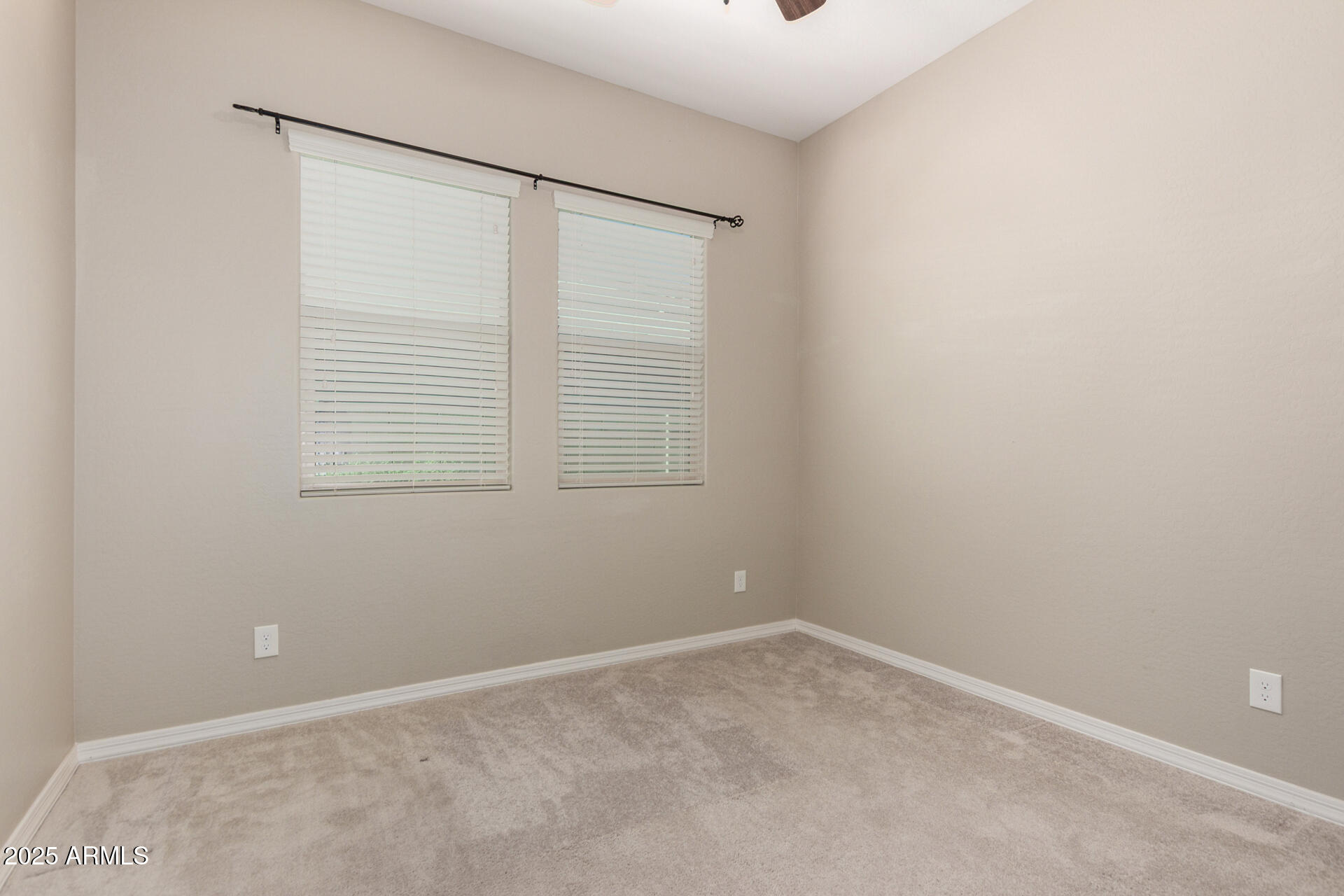 2811 South Jeffry Street Gilbert, AZ 85295 - Photo 21 of 42 27 Jeffry