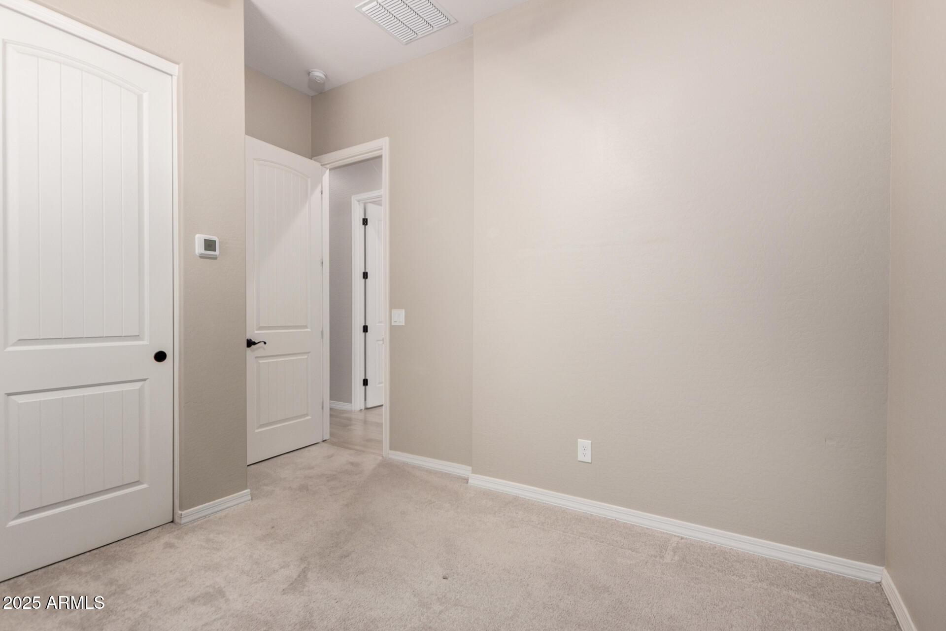 2811 South Jeffry Street Gilbert, AZ 85295 - Photo 27 of 42 33 Jeffry