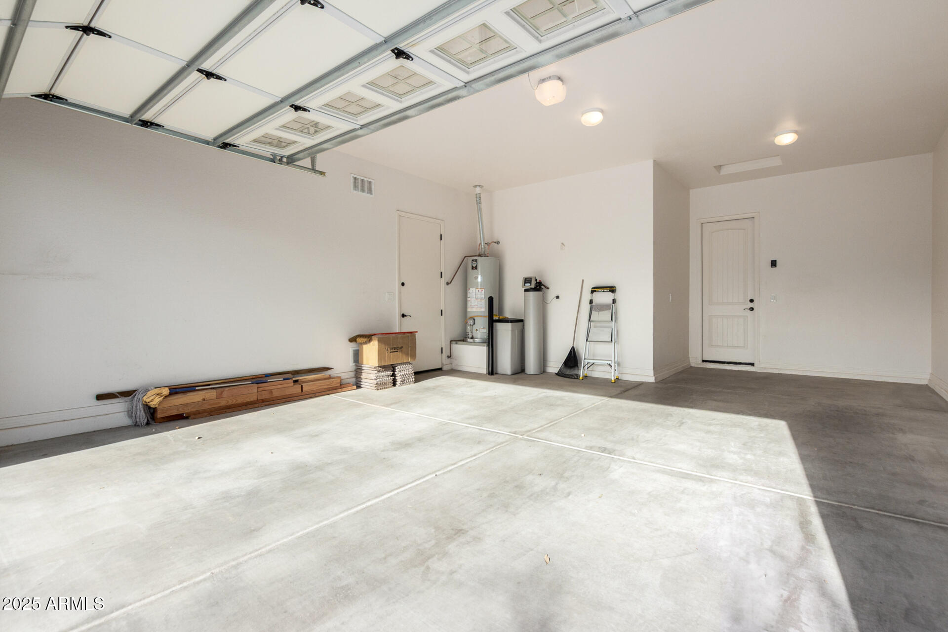 2811 South Jeffry Street Gilbert, AZ 85295 - Photo 30 of 42 36 Jeffry