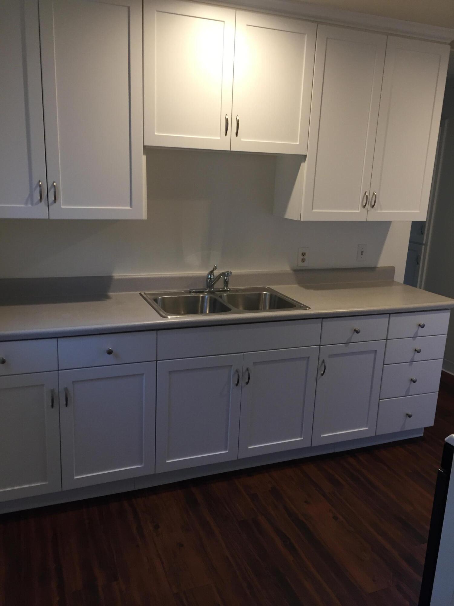 6618 Pasado Road Isla Vista, CA 93117 - Photo 12 of 15 Kitchen